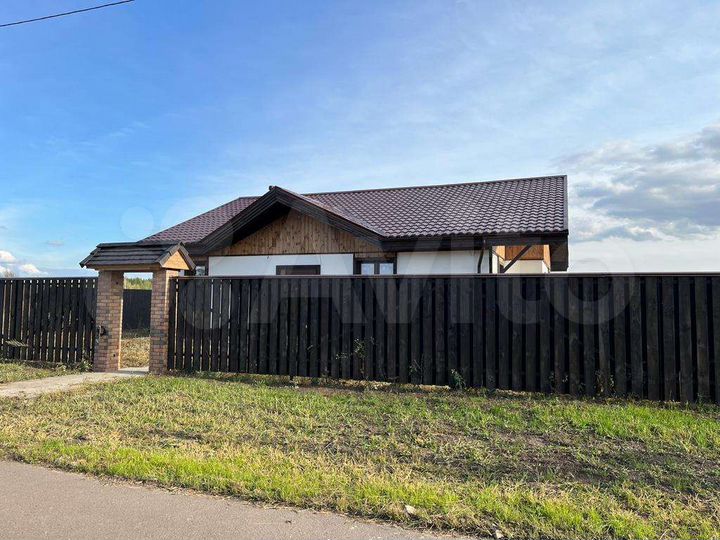 Коттедж 120 м² на участке 10 сот.