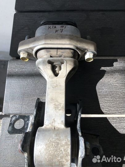Опора двигателя задняя Kia Rio 3 G4FA