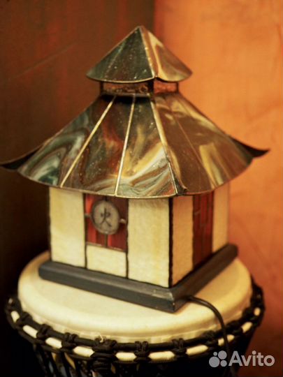 Витражный светильник 