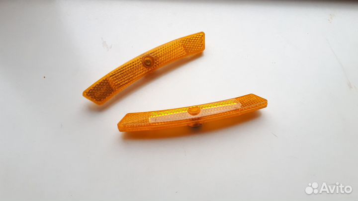 Катафоты (светоотражатели) на спицы велосипеда