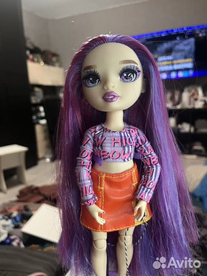 Кукла Rainbow High Emi Vanda