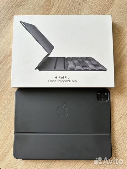 Apple SMART keyboard folio 11