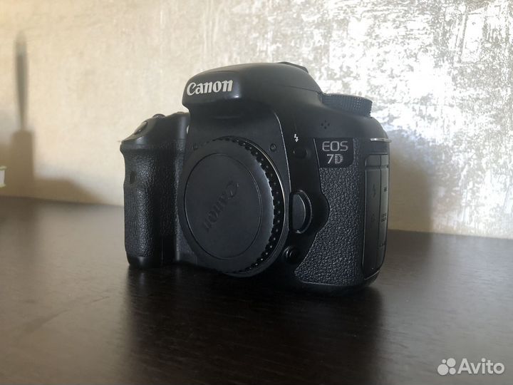 Canon EOS 7D в отличном состоянии