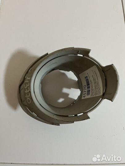 Рамка противотуманной фары Пежо партнер