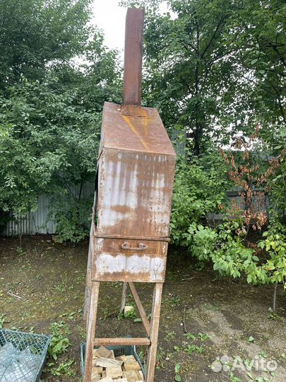 Мангал с крышей