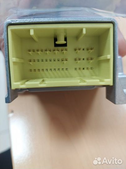 Блок управления системой обнаружения пешеходов