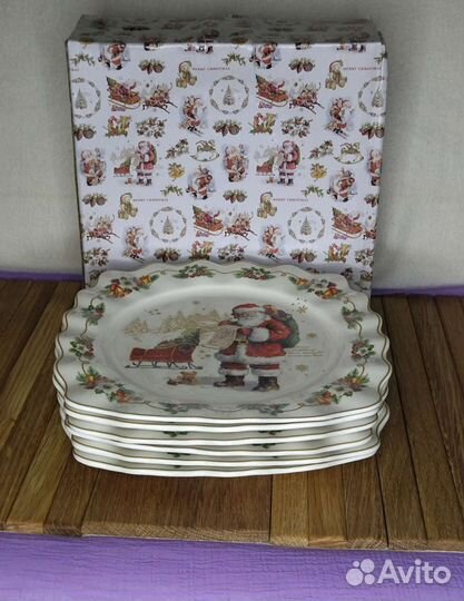 Набор квадратных тарелок 