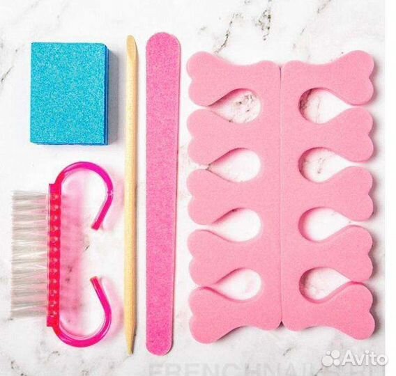 Одноразовый набор для маникюра и педикюра