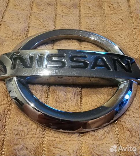 Эмблема nissan qashqai j10