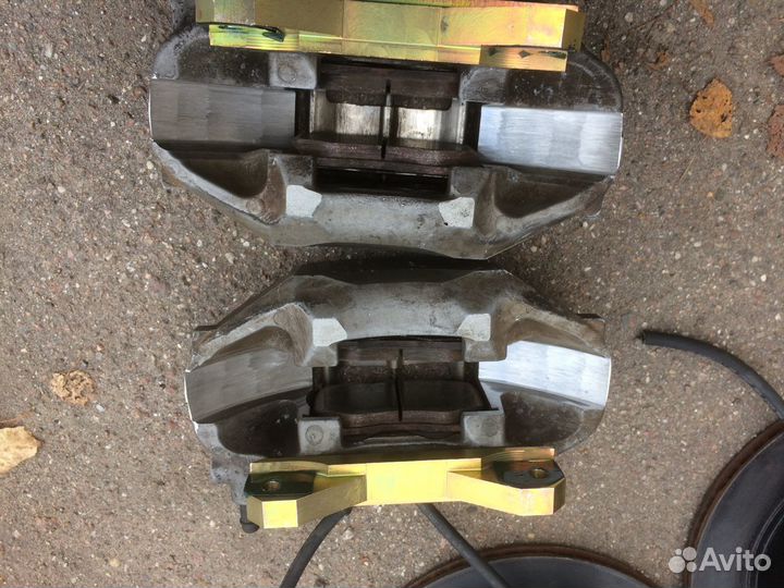 Кит пер.тормозов LexusRX 2-4,NX,Camry30-55хай сиен