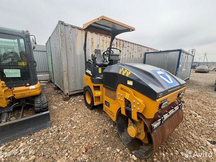 Дорожный каток XCMG XMR403VT, 2023