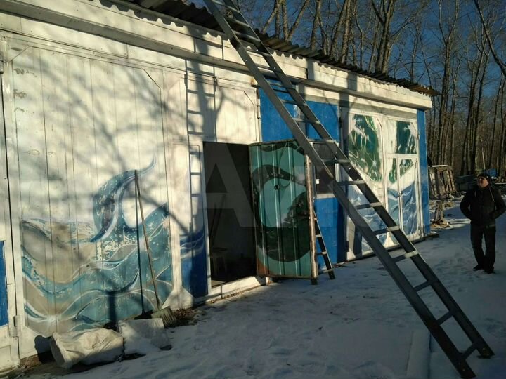 Гараж, > 30 м²