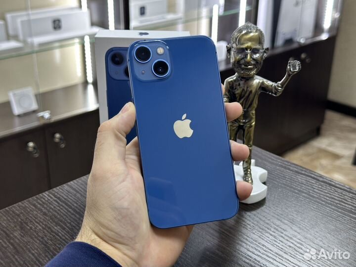 iPhone 13, 256 ГБ