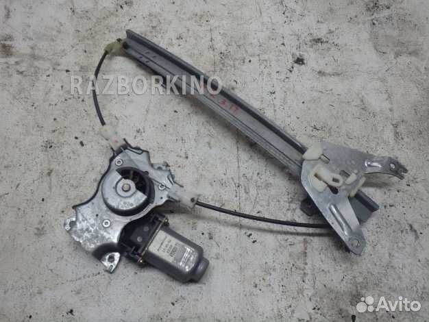 Стеклоподъемник электрический задний правый