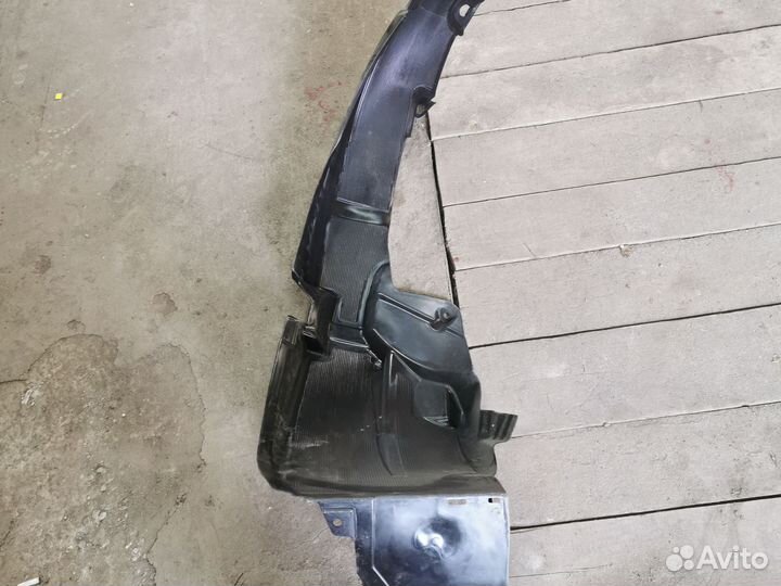 Подкрылок передний правый kia rio 3