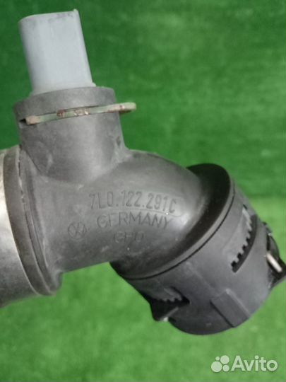 Патрубок радиатора охлаждения Audi Q7 4LB BHK