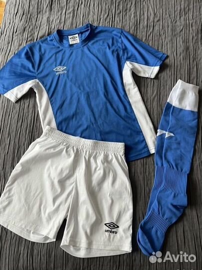 Футбольная форма Umbro