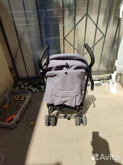 Прогулочная коляска трость