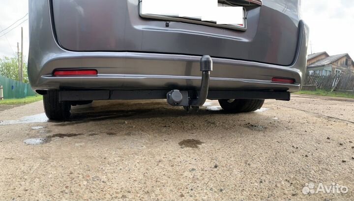 Фаркоп на Хонда Степвагон с 2009-2015г