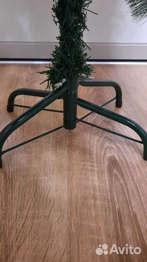 Елка искусственная заснеженная бу