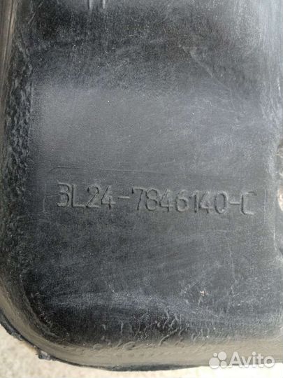 Ford Explorer полка багажника