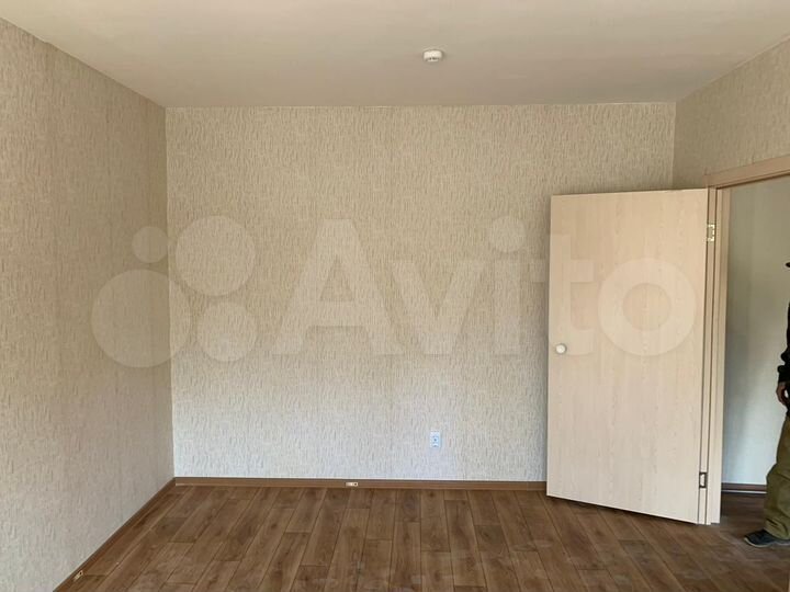 1-к. квартира, 38 м², 1/10 эт.