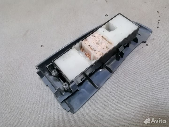 Блок управления эсп для Nissan Almera Classic B10