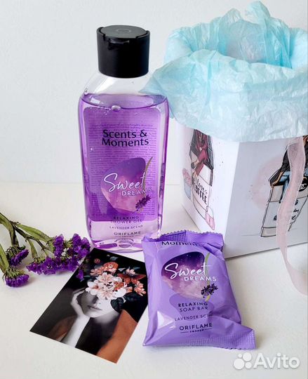 Косметика,духи,аксессуары,помады,тональный