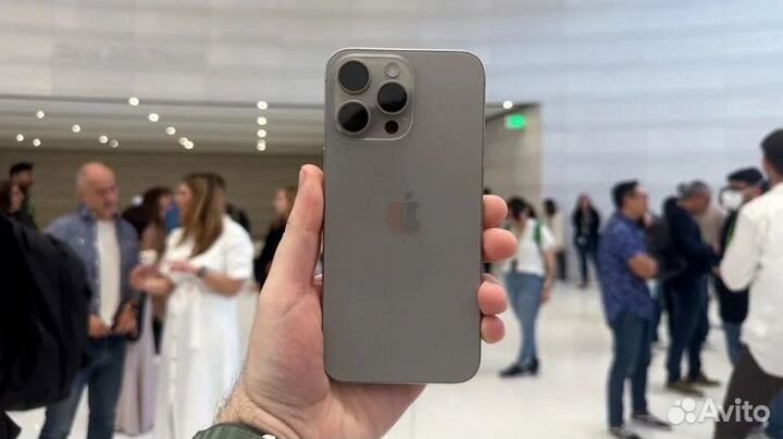 iPhone 15 Pro Max, 256 ГБ