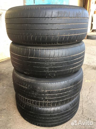 Yokohama dB Decibel E70 215/55 R17 93V