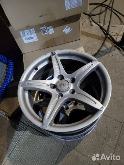 Литые диски r17 5x114.3 67.1