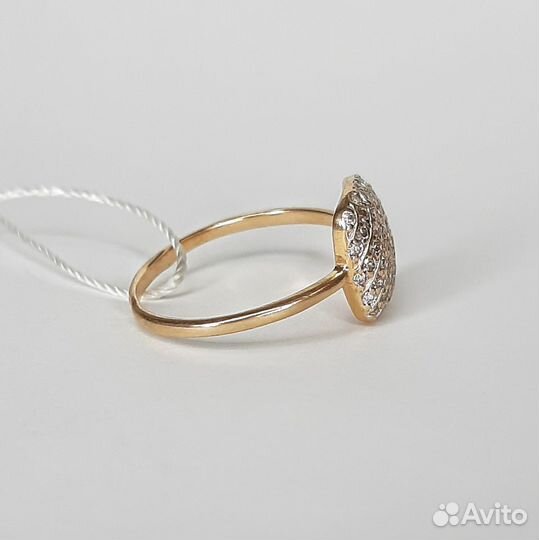 Кольцо золотое с фианитами