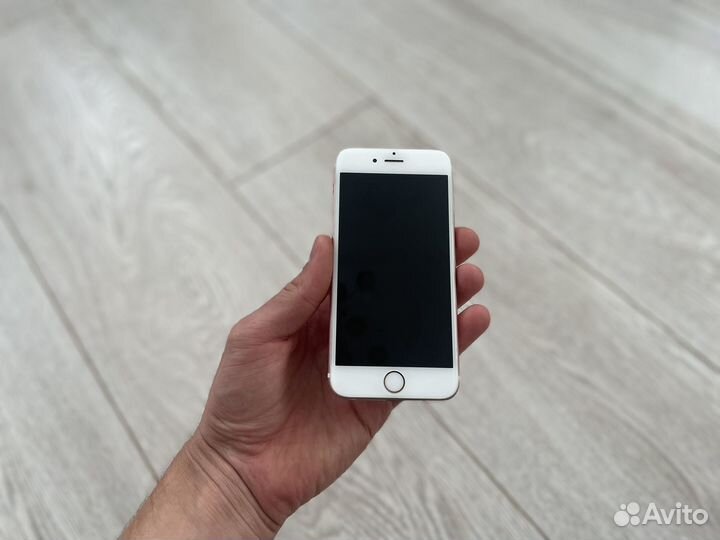 iPhone 6s Розовый