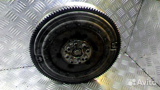 Маховик демпферный дизельный BMW 3 E92 (89A06A401)