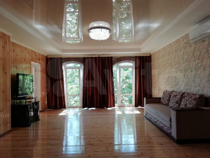 Комната 75 м² в 2-к., 2/2 эт.