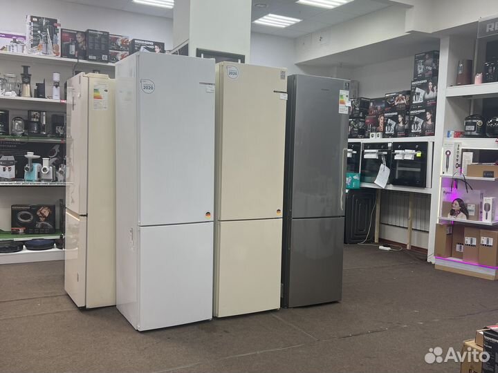 Новый холодильник Bosch KGN39UK22