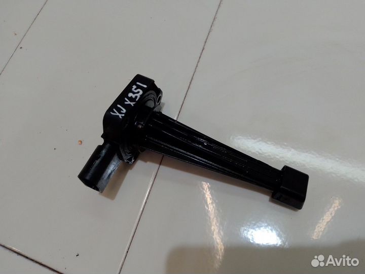 Датчик уровня масла (Jaguar XJ)