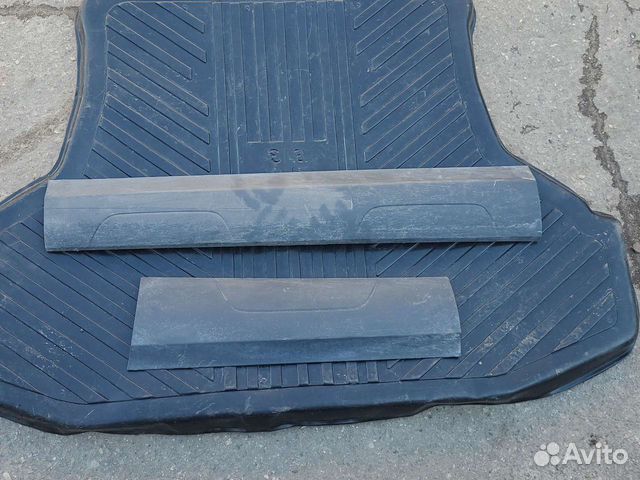 Молдинг двери передней левой audi Q3