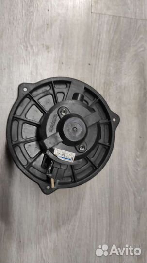 Моторчик печки хундай H1