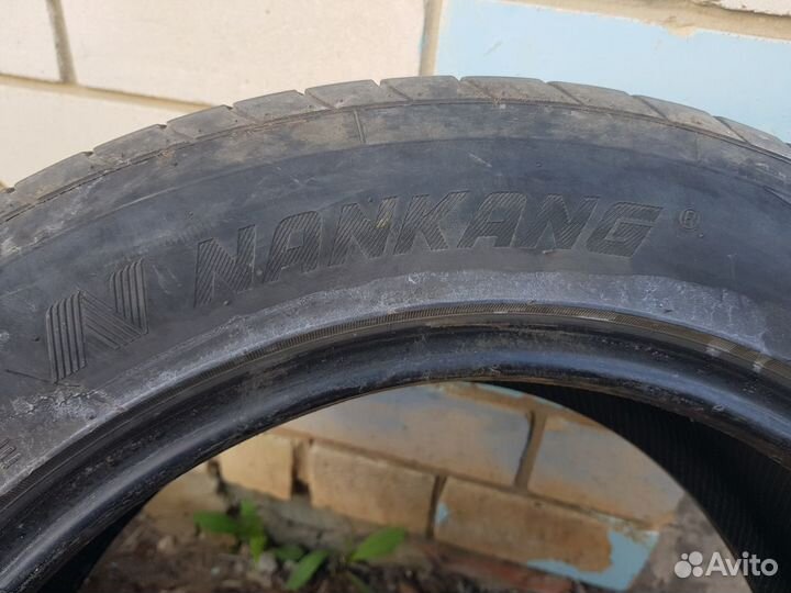 Nankang AS-2 215/60 R17