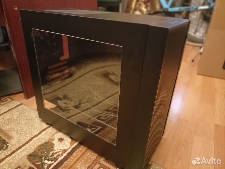 Игровой корпус для пк Thermaltake Versa H18