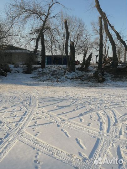 Уборка территории и вывоз мусора