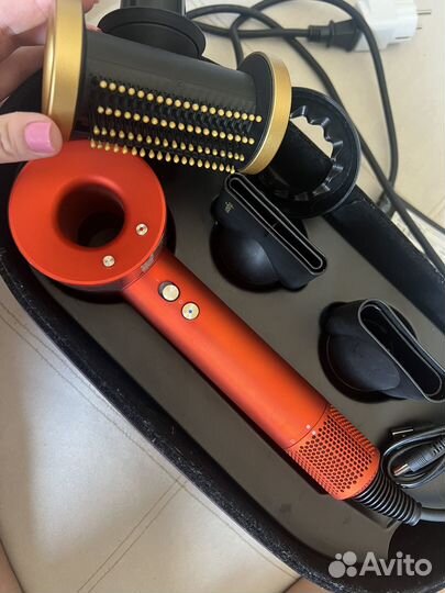Фен Dyson новый