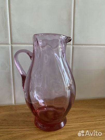 Стеклянный графин