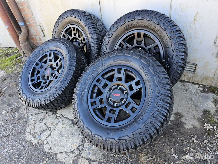 Колесо R17 / 265 / 70 Yokohama Geolandar X-AT