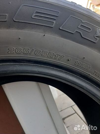 Bridgestone Dueler H/P 265/65 R17