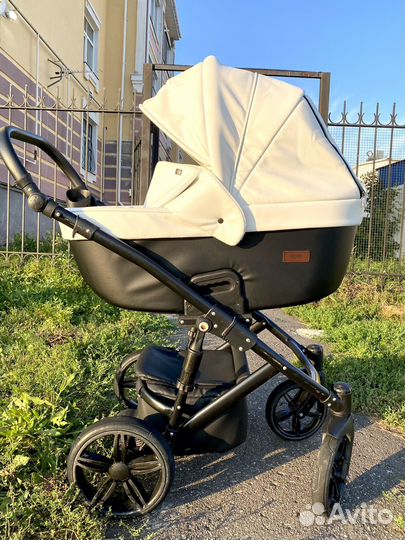 Коляска 3 в 1 agio prado