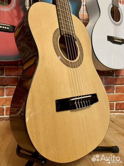 Классическая гитара Hohner 1/2