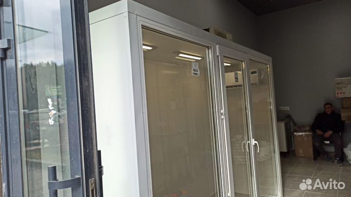 Цветочная холодильная камера