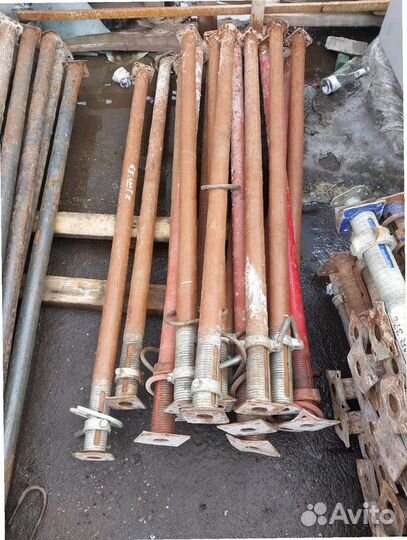 Телескопические стойки для строительных проектов Б/У